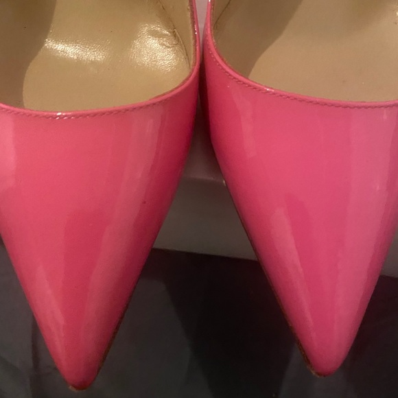 Manolo Blahnik pink patent heels - Picture 3 of 15